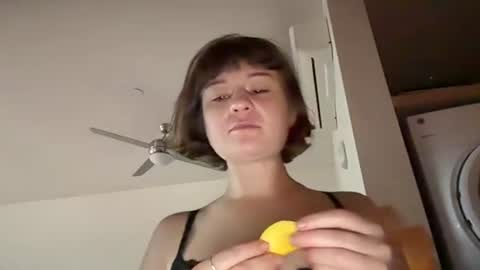 Snapshot of sophia_strange chatting on 07/11/26, 10:11 sophia_strange online show from 07/11/26, 10:11