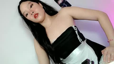 sophia_walker18 online show from 03/25/26, 05:08