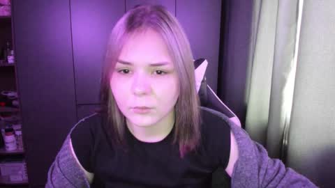 Sophia online show from 12/22/25, 06:21