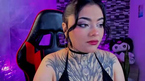 Snapshot of sophiaa_cherry chatting on 07/26/26, 07:54 Sophia online show from 07/26/26, 07:54