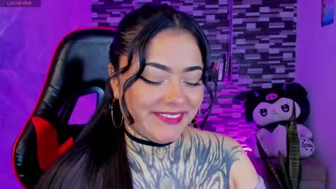 Snapshot of sophiaa_cherry chatting on 07/28/26, 10:20 Sophia online show from 07/28/26, 10:20