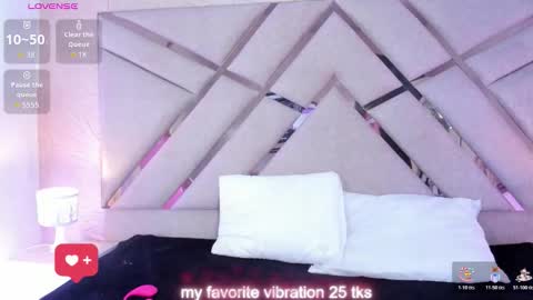 Sophia Paris online show from 03/25/26, 03:12