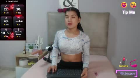 Sophia Bedford online show from 04/21/26, 02:34