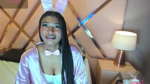 Sophie online show from 10/31/25, 05:19