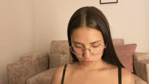 sophiacolemann online show from 05/06/26, 01:57