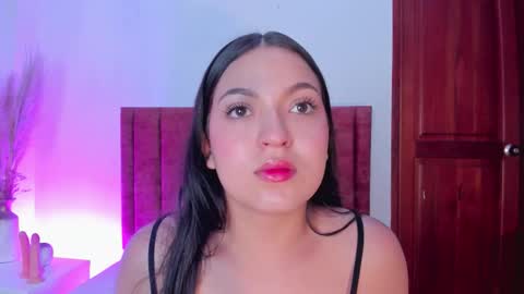 sophiacolliins online show from 09/25/25, 11:36