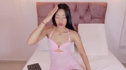 Sophia online show from 10/22/25, 12:16