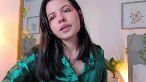 Sophia Howland online show from 02/06/26, 09:29