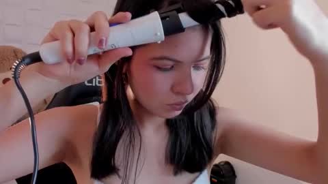 Sophia Howland online show from 03/20/26, 07:08