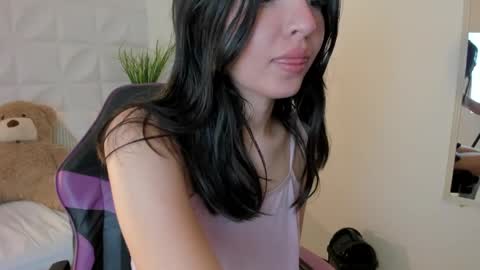 Sophia Howland online show from 05/26/26, 01:12