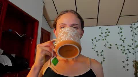 Snapshot of sophiamiller6 chatting on 03/03/26, 01:50 sophiamiller6 online show from 03/03/26, 01:50