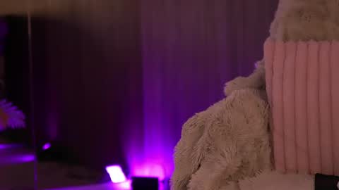 Sophie online show from 07/18/26, 03:00