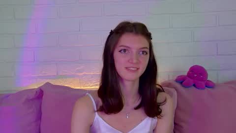 SophiaProve online show from 12/01/25, 04:45