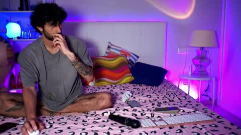 SophiaSapphire online show from 03/01/26, 08:33