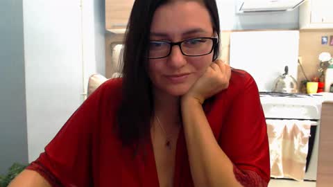 Snapshot of sophiasoft chatting on 12/11/24, 07:46 Sophia online show from 12/11/24, 07:46