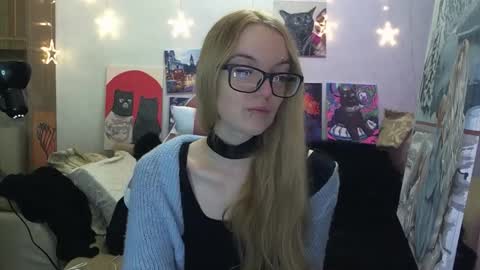 SophiaSonata online show from 10/31/25, 01:56