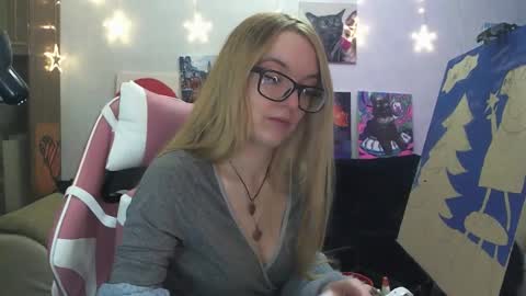 SophiaSonata online show from 11/18/25, 09:52