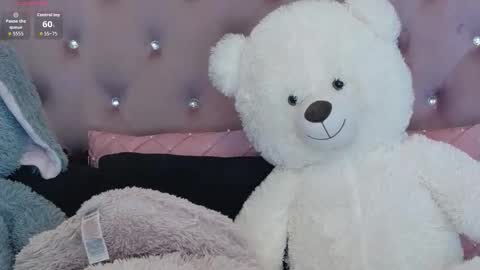 sophiastarr10 online show from 10/29/25, 08:54