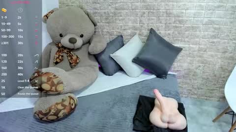 Snapshot of sophicarter_ chatting on 01/06/26, 12:53 online show from 01/06/26, 12:53