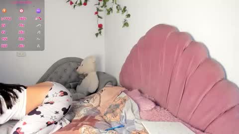 Snapshot of sophiconic_cb chatting on 10/25/25, 04:20 Clara sophia online show from 10/25/25, 04:20