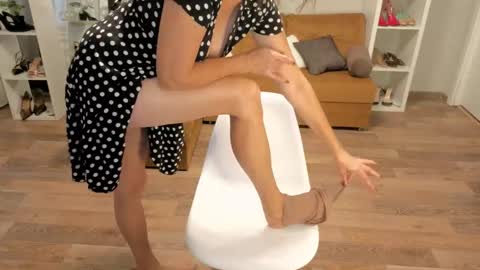 Sophie online show from 11/07/25, 11:54