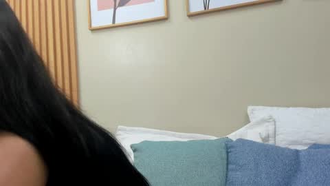 S O P H I E online show from 05/26/26, 07:54