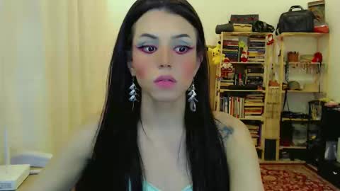 Sophie Fantasys online show from 11/22/25, 08:41