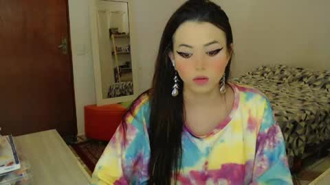Snapshot of sophie_fantasy_hot chatting on 06/04/26, 08:20 Sophie Fantasys online show from 06/04/26, 08:20