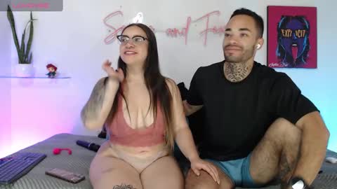 Snapshot of sophie_foxx chatting on 11/06/25, 01:17 SOPHIE - FOXX online show from 11/06/25, 01:17