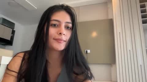 Snapshot of sophie_foxxx chatting on 04/09/26, 11:59 Sophie online show from 04/09/26, 11:59