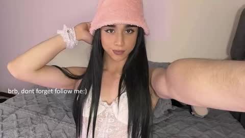 Sophie online show from 02/03/26, 06:22