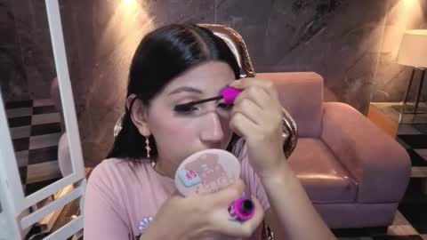 Snapshot of sophie_jones_b chatting on 02/13/26, 12:45 sophie_jones_b online show from 02/13/26, 12:45