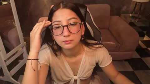 sophie_jones_b online show from 03/20/26, 01:16