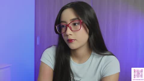 Sophie or Sof online show from 03/31/26, 10:54