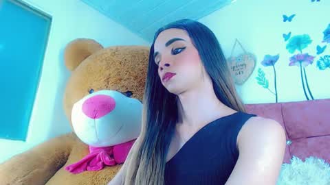 Snapshot of sophie_miaa chatting on 02/08/25, 05:50 sophie_miaa online show from 02/08/25, 05:50