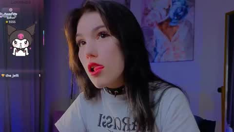 Snapshot of sophie_nomenal_ chatting on 11/14/25, 08:51 sophie_nomenal_ online show from 11/14/25, 08:51