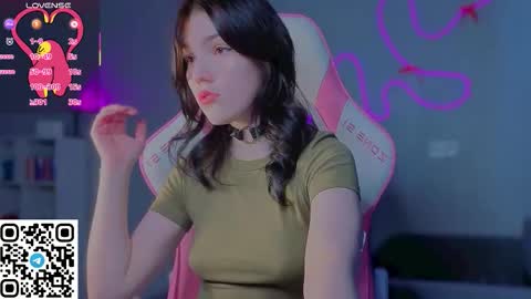 Snapshot of sophie_nomenal_ chatting on 02/20/26, 11:43 sophie_nomenal_ online show from 02/20/26, 11:43