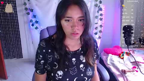 Sophie  online show from 02/05/26, 08:13