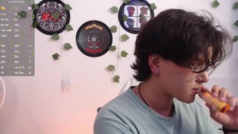 sophie_ross1 online show from 10/04/25, 03:15