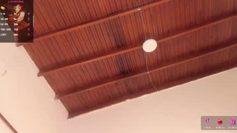 sophie_smith19 online show from 10/22/25, 01:11