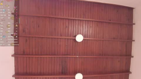 sophie_smith19 online show from 04/09/26, 01:27