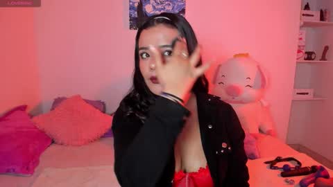 Sofia online show from 09/10/25, 02:55