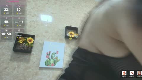 Snapshot of sophie_tyler25 chatting on 03/16/26, 01:26 SOPHIE TYLER online show from 03/16/26, 01:26