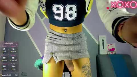 sophie_vall online show from 10/25/25, 10:59