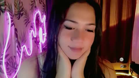 Sophie online show from 03/18/26, 08:56