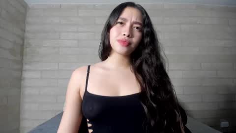 sophiebellucci online show from 10/01/25, 09:48