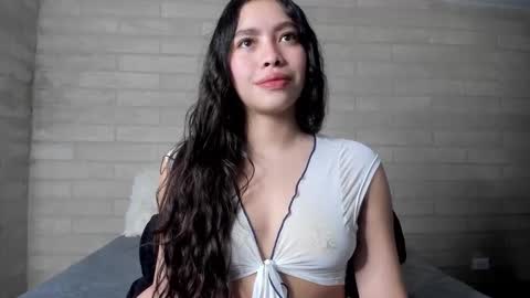 sophiebellucci online show from 10/12/25, 09:08