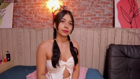 Sophie online show from 12/31/24, 12:15