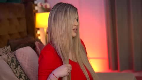 Sophie online show from 03/02/26, 06:47