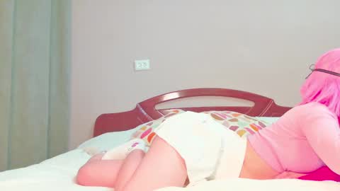 Snapshot of sophiechan69 chatting on 12/02/24, 04:20 ShopieChan69 online show from 12/02/24, 04:20